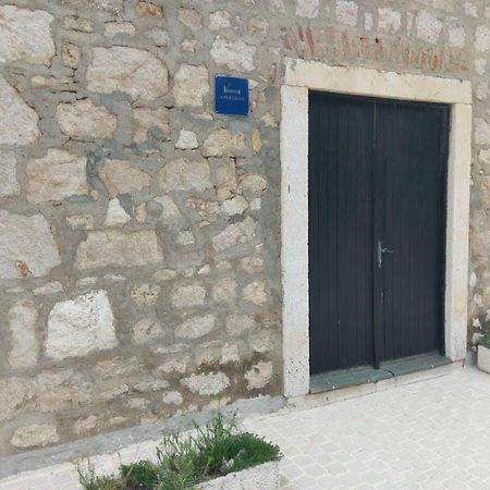 Appartement In Einem Dalmatischen Haus In Novigrad-Dalmatien Neben Zadar Novigrad  المظهر الخارجي الصورة