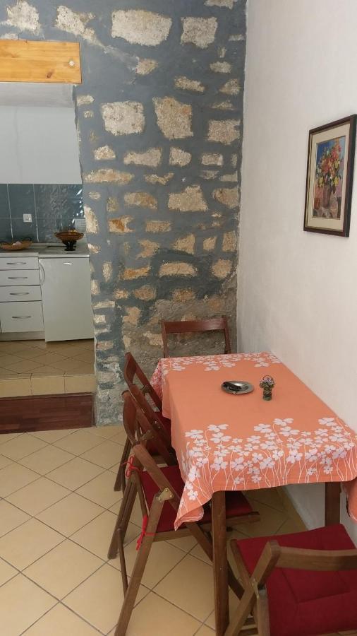 Appartement In Einem Dalmatischen Haus In Novigrad-Dalmatien Neben Zadar Novigrad  المظهر الخارجي الصورة